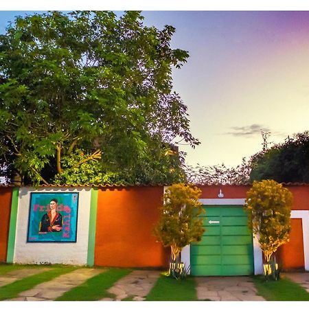 Casa De Frida Pousada Galeria Пиренополис Экстерьер фото