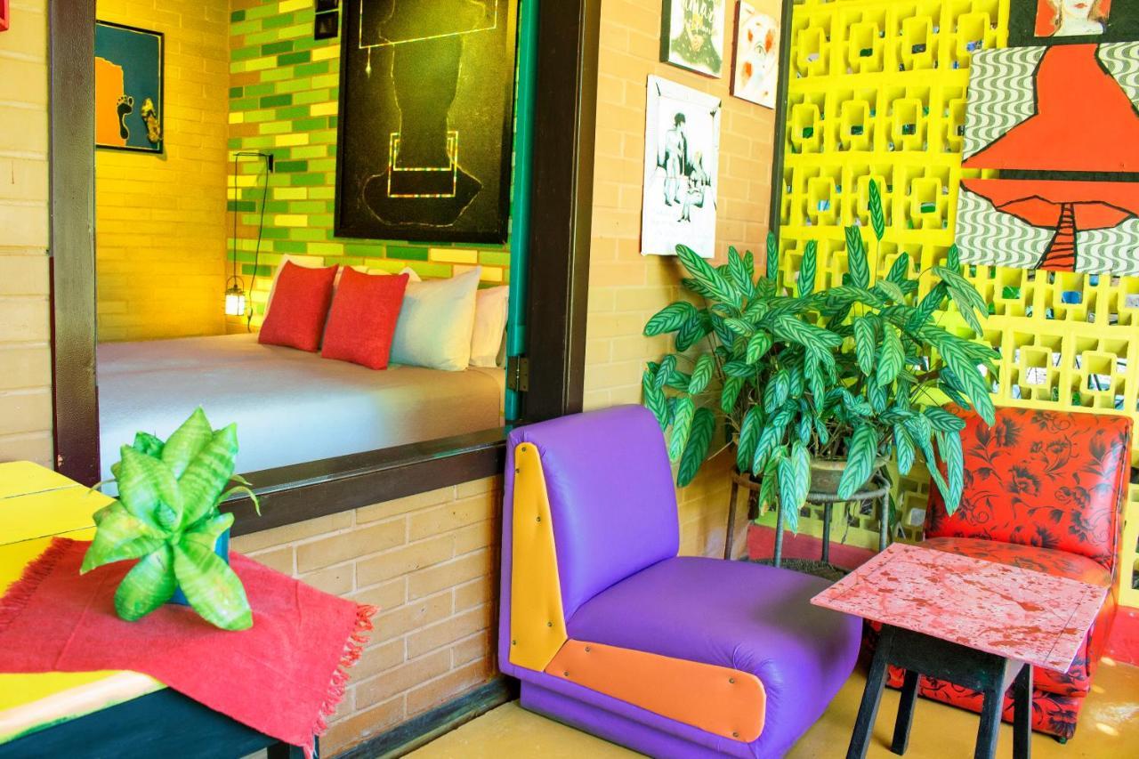 Casa De Frida Pousada Galeria Пиренополис Экстерьер фото